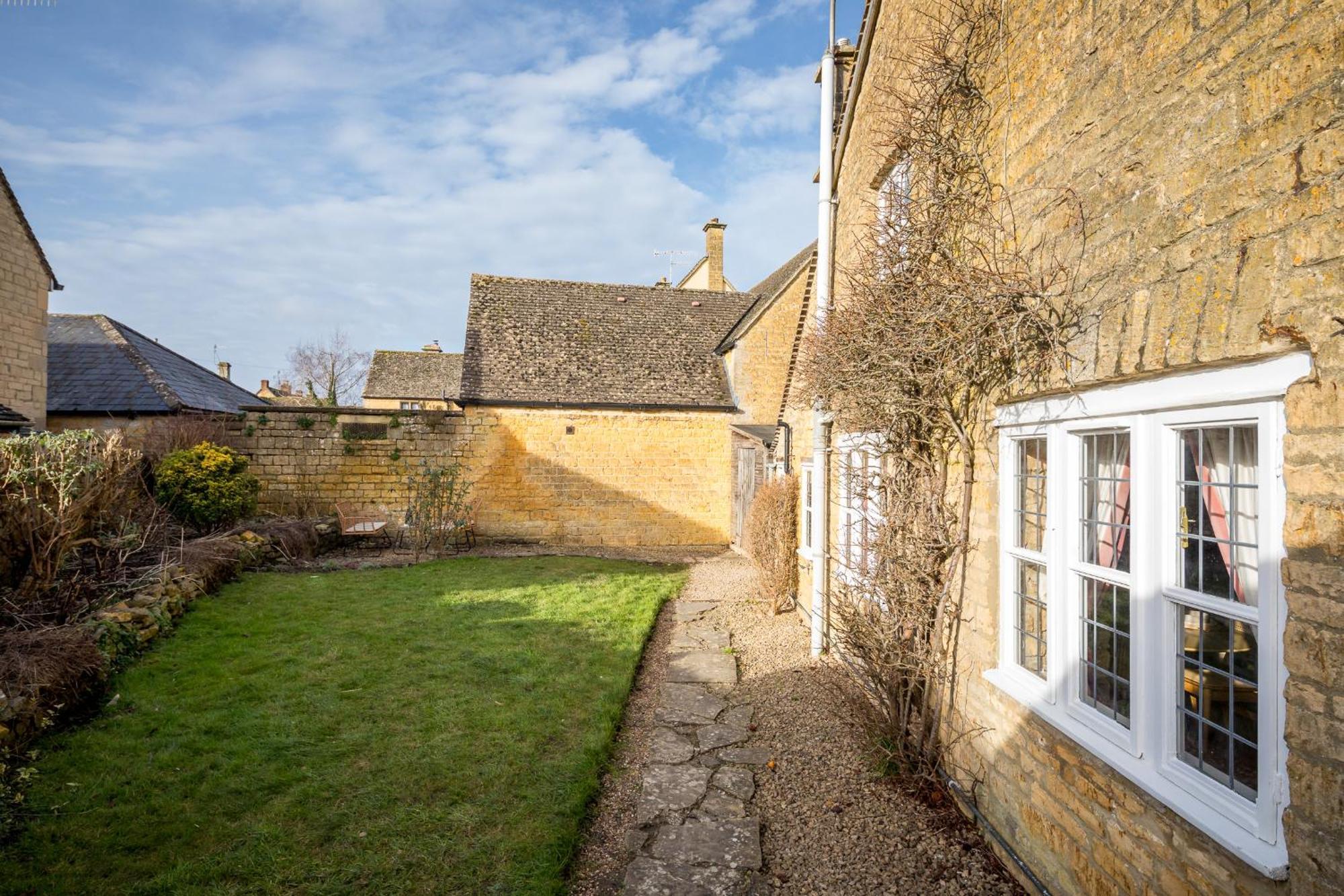 Bourton Scandi Chic Authentic Cottage Buitenkant foto