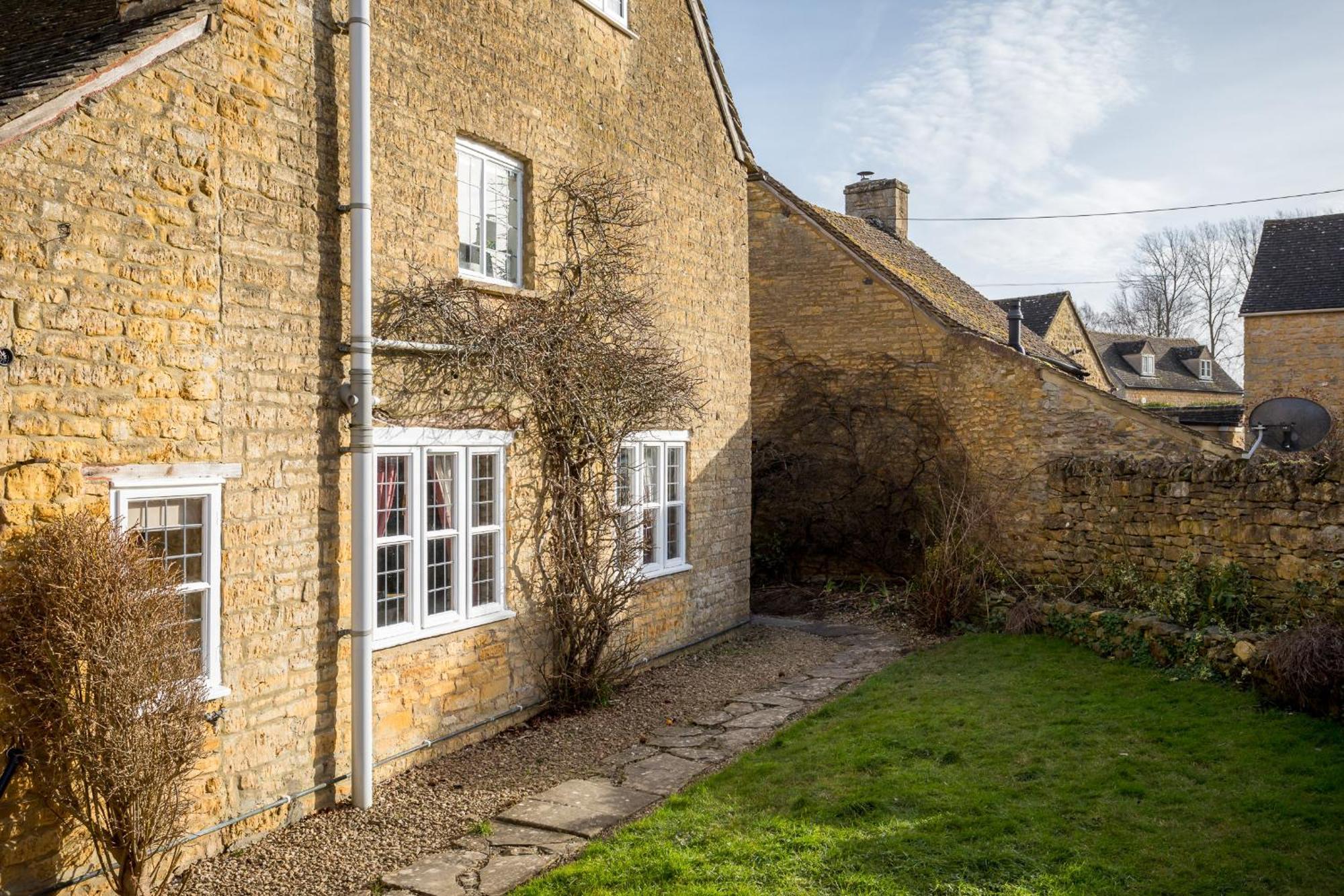 Bourton Scandi Chic Authentic Cottage Buitenkant foto
